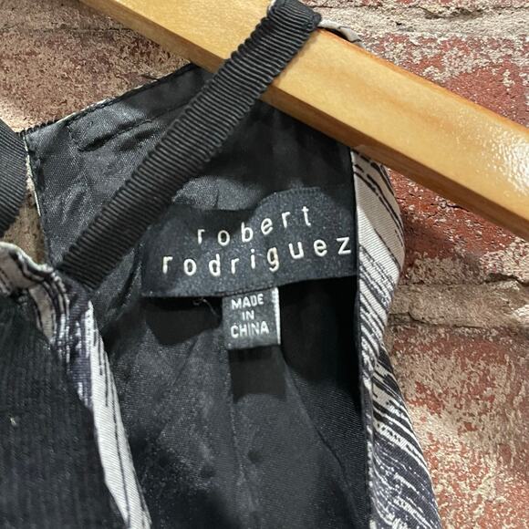 Robert Rodriguez Black Beaded Open Back Silk Top Size 2 - Picture 4 of 6